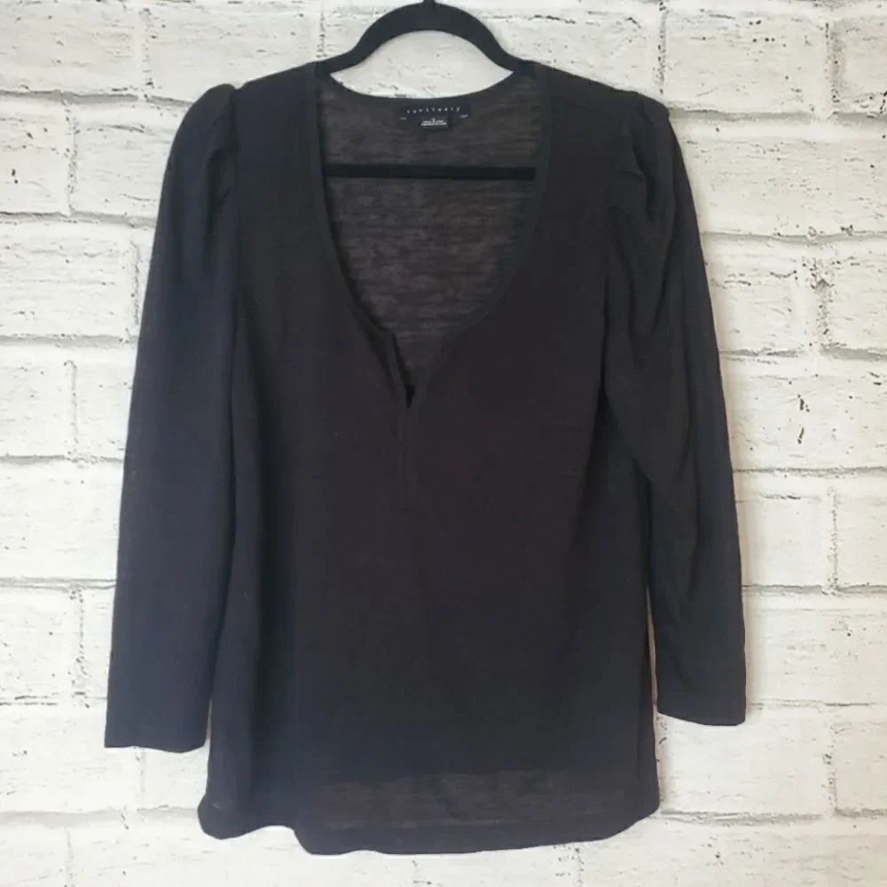 Sanctuary long sleeve thin knit sweater solid black Rayon small